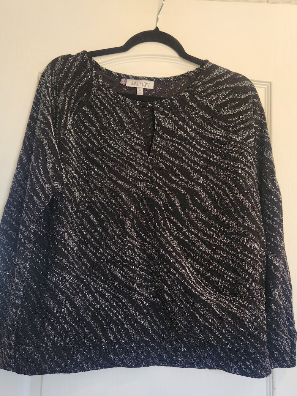 Jennifer Lopez Black & Silver Sparkle Zebra Top XL Euc
